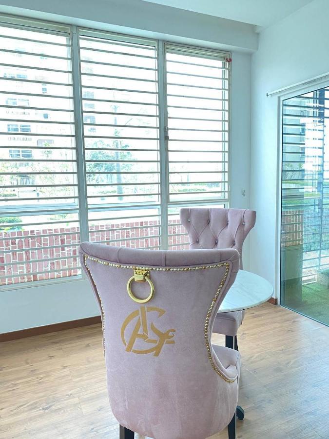 Honeymoon By A Legacy Group - Klcc Lake View * Kuala Lumpur