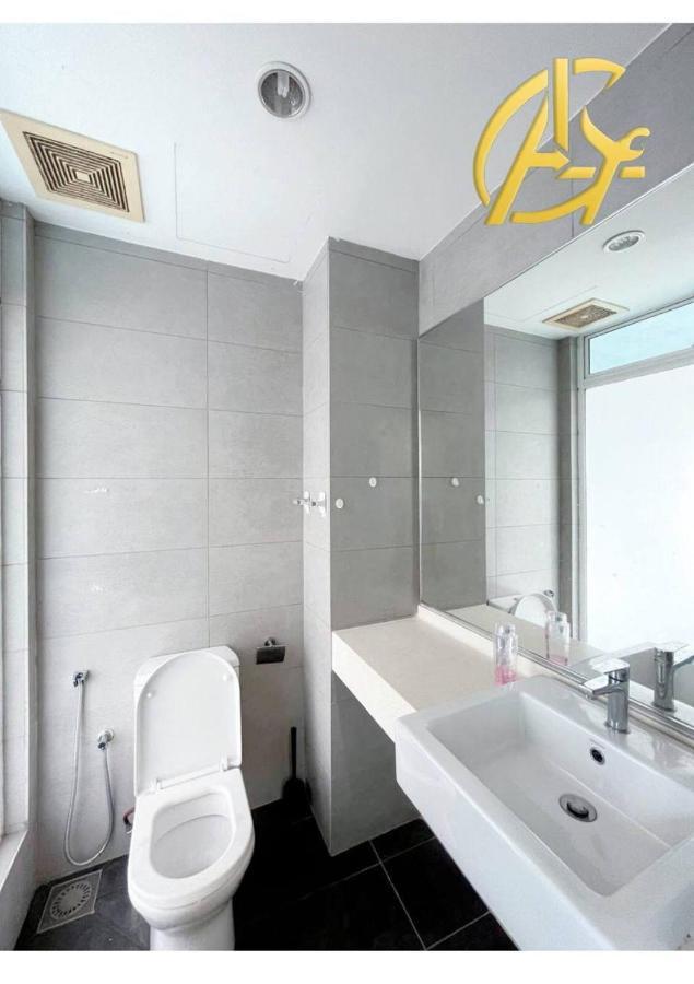 Aparthotel Honeymoon By A Legacy Group - Klcc Lake View Kuala Lumpur